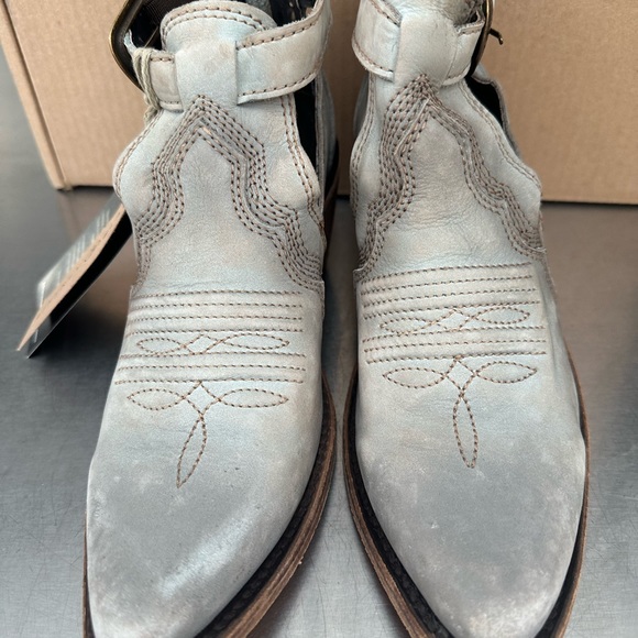 Liberty Black “Sully” cutout boots in brushed bluish gray leather. New in box! - Picture 4 of 6